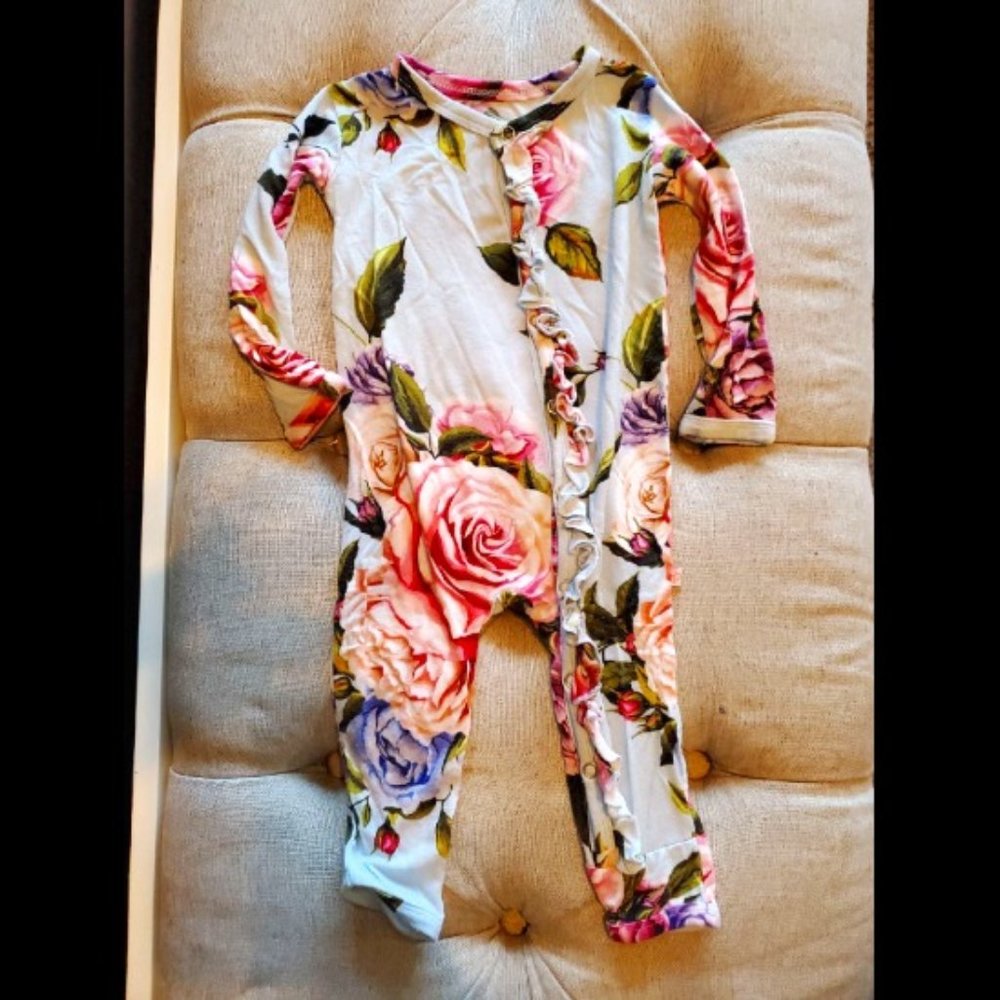 Posh Peanut Floral Romper - GUC